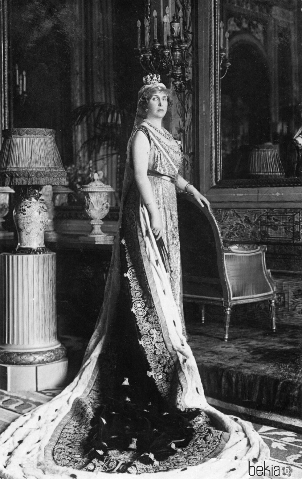 La Reina Victoria Eugenia en un retrato oficial