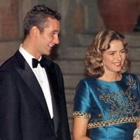 La Infanta Cristina e Iñaki Urdangarin con Victoria de Suecia en la recepción previa a su boda