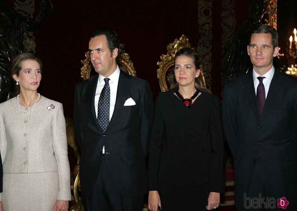 La Infanta Elena y Jaime de Marichalar y la Infanta Cristina e Iñaki Urdangarin en el 30 aniversario de reinado del Rey Juan Carlos