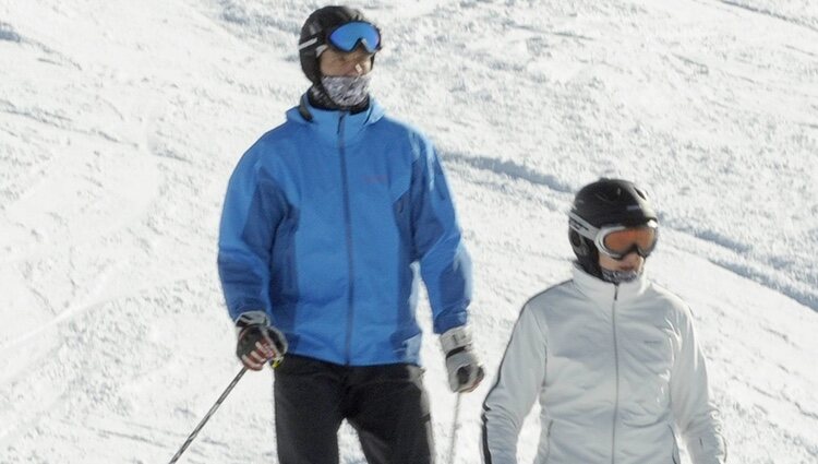 La Infanta Cristina e Iñaki Urdangarin esquiando en Baqueira Beret