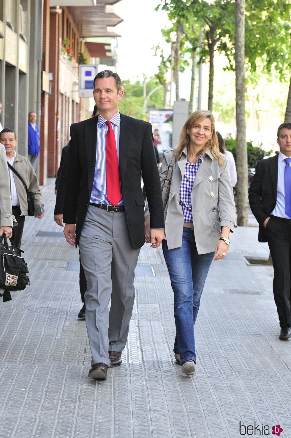 La Infanta Cristina e Iñaki Urdangarin paseando por Barcelona