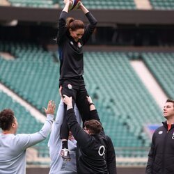 Kate Middleton durante un entrenamiento de rugby