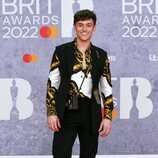 Tom Daley en la alfombra roja de los Brit Awards 2022