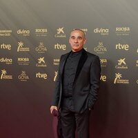 Eduard Fernández en la alfombra roja de los Premios Goya 2022