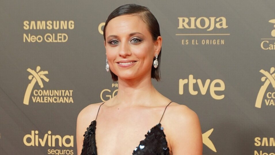 Michelle Jenner en la alfombra roja de los Premios Goya 2022