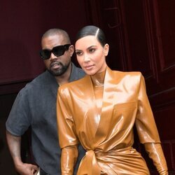 Kim Kardashian y Kanye West juntos en París en 2020