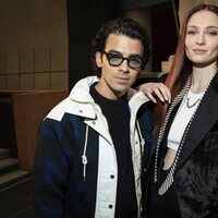 Sophie Turner y Joe Jonas en la París Fashion Week 2022