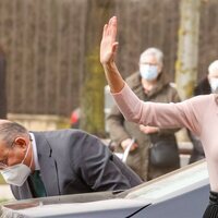 La Reina Letizia saludando en el acto del Día Mundial de las Enfermedades Raras en León
