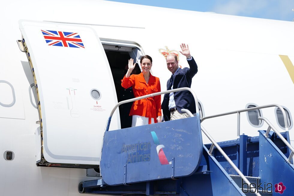 El Príncipe Guillermo y Kate Middleton se despiden de Belice en su tour por el Jubileo de Platino