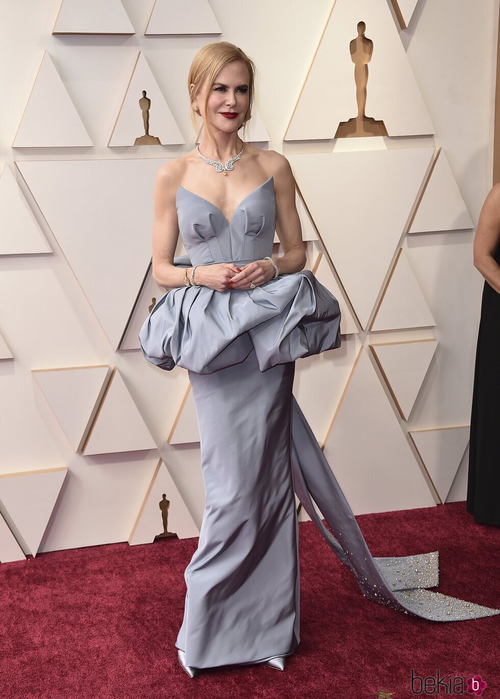 Nicole Kidman en la alfombra roja de los Premios Oscar 2022