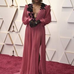 Serena Williams en la alfombra roja de los Premios Oscar 2022