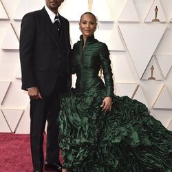 Will Smith y Jada Pinkett Smith en la alfombra roja de los Premios Oscar 2022