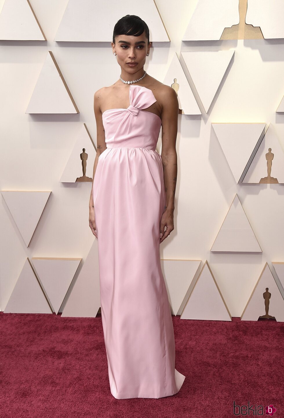 Zoe Kravitz en la alfombra roja de los Premios Oscar 2022