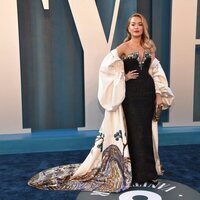 Rita Ora en la fiesta de Vanity Fair tras los Premios Oscar 2022