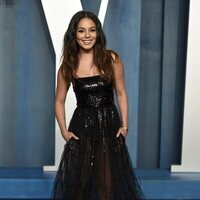 Vanessa Hudgens en la fiesta de Vanity Fair tras los Premios Oscar 2022