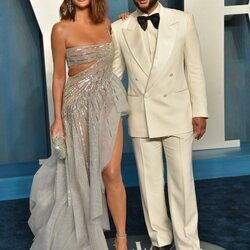 Chrissy Teigen y John Legend en la fiesta de Vanity Fair tras los Premios Oscar 2022