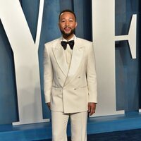 John Legend en la fiesta de Vanity Fair tras los Premios Oscar 2022