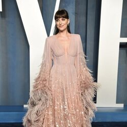 Dakota Johnson en la fiesta de Vanity Fair tras los Premios Oscar 2022