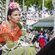 Tana Rivera, muy seria en un coche de caballos en la Feria de Abril 2022