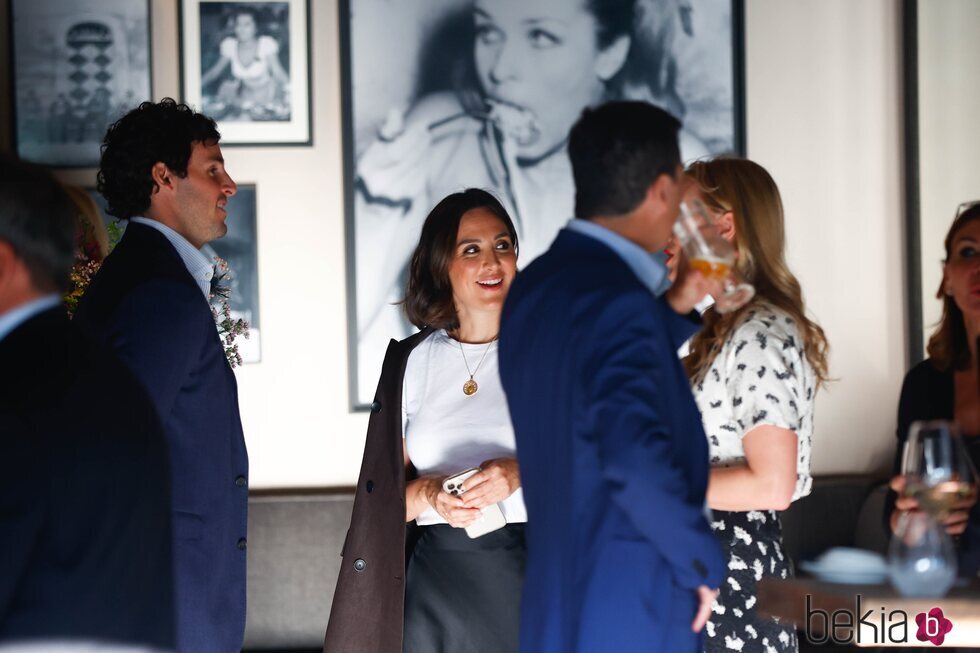 Tamara Falcó e Íñigo Onieva, juntos en la inauguración del nuevo restaurante del empresario