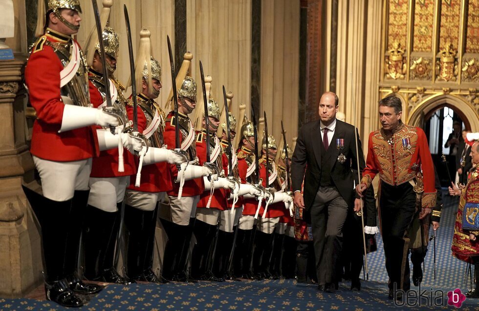 El Príncipe Guillermo y el Marqués de Cholmondeley, a su llegada a la Apertura del Parlamento 2022