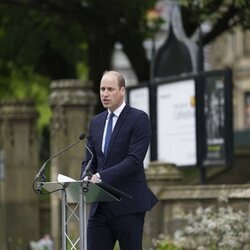 El Príncipe Guillermo en su discurso en la inauguración del Glade Of Light Memorial en Manchester