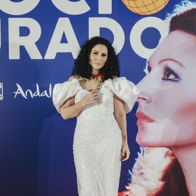 Rosa López en el concierto 'Mujeres cantan a Rocío Jurado' de Sevilla