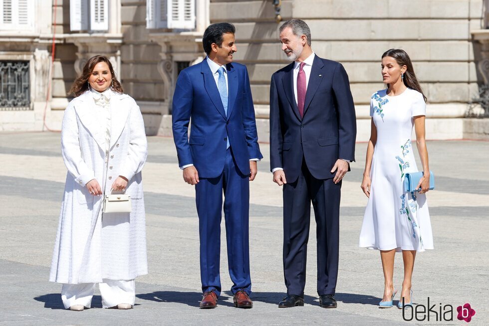 Los Reyes Felipe y Letizia y el Emir y la Jequesa de Catar en la ceremonia de bienvenida por la Visita de Estado del Emir y la Jequesa de Catar