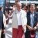El Rey Juan Carlos saludando en el Náutico de Sanxenxo en su regreso a España
