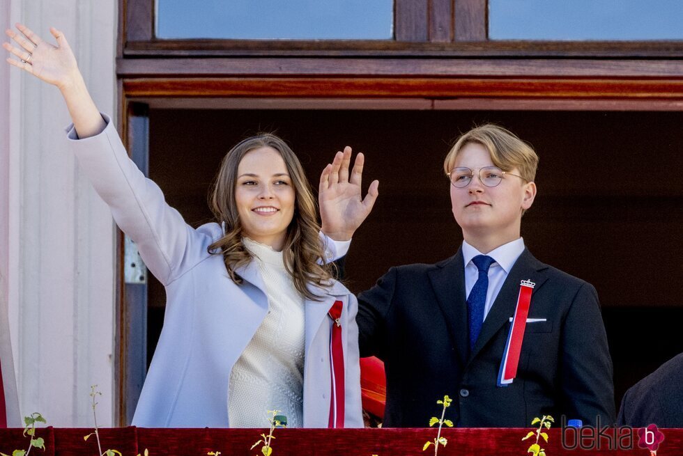 Ingrid Alexandra de Noruega y Sverre Magnus de Noruega en el Día de Noruega 2022