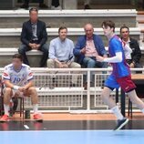 El Rey Juan Carlos y Pedro de Borbón-Dos Sicilias viendo jugar a Pablo Urdangarin en Pontevedra