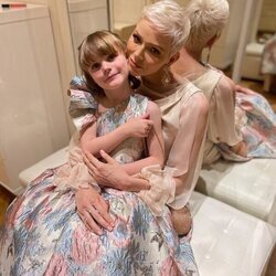 Charlene de Mónaco y su hija Gabriella de Mónaco muy cariñosas antes de ir a los Monte-Carlo Fashion Awards