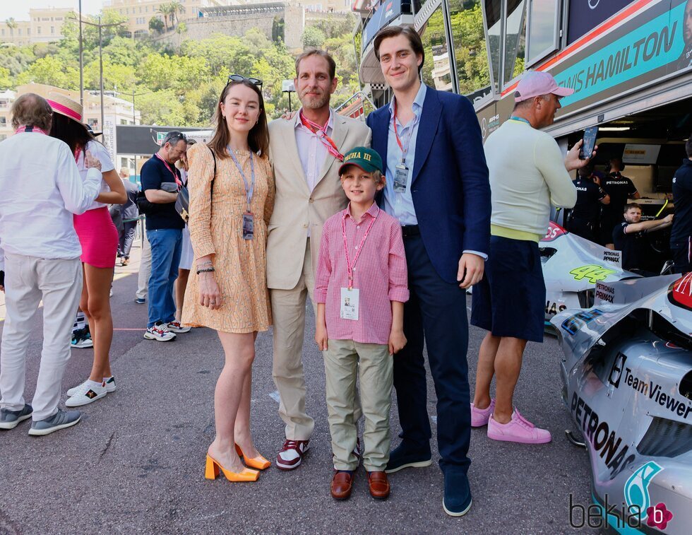 Andrea Casiraghi, Sasha Casiraghi, Alexandra de Hannover y Ben-Sylvester Strautmann en el Gran Premio de F1 de Mónaco 2022