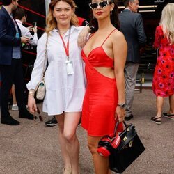 Camille Gottlieb y Léna Mahfouf en el Gran Premio de F1 de Mónaco 2022
