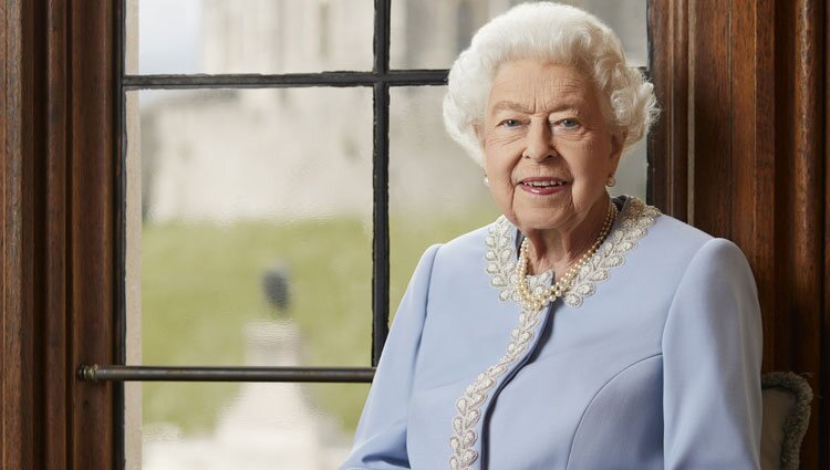 Foto oficial de la Reina Isabel por su Jubileo de Platino