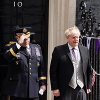 Boris Johnson antes de Trooping the Colour 2022 por el Jubileo de Platino