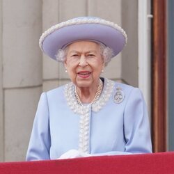 La Reina Isabel en Trooping the Colour 2022 por el Jubileo de Platino