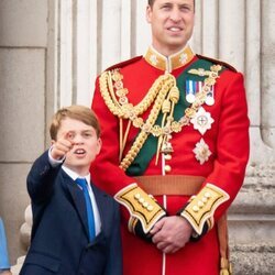 El Príncipe Guillermo y el Príncipe Jorge en Trooping the Colour 2022 por el Jubileo de Platino