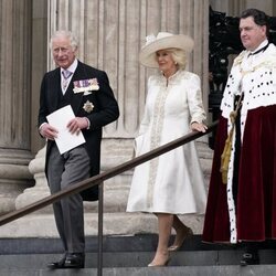 El Príncipe Carlos y Camilla Parker en el Servicio de Acción de Gracias por el Jubileo de Platino