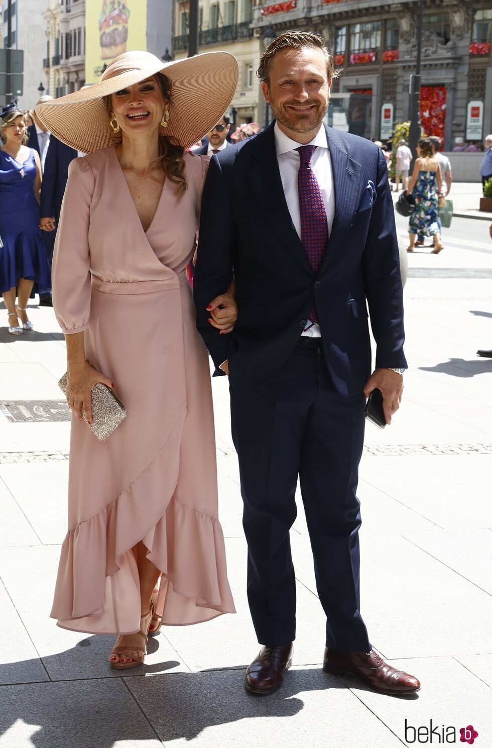 Juan Peña y Sonia González en la boda de Vania Millán y Julián Bayón