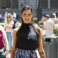 Pilar Rubio muy sonriente en la boda de Vania Millán y Julián Bayón