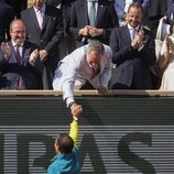 El Rey Felipe felicita a Rafa Nadal por su Roland Garros 2022 ante Haakon y Mette-Marit de Noruega