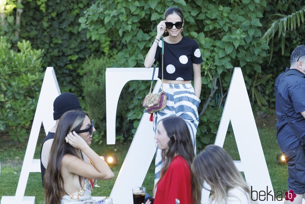 Victoria Federica divirtiéndose en la fiesta de Harper's Bazaar 2022