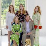 Las Princesas Amalia, Alexia y Ariane de Holanda con los Reyes Guillermo y Máxima de Holanda