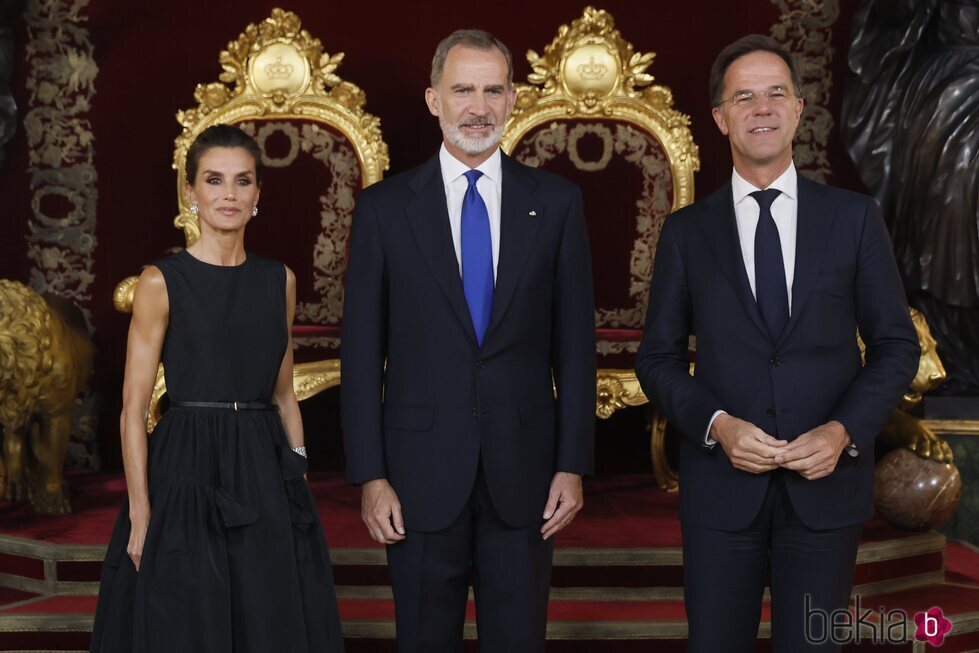 Los Reyes Felipe y Letizia y Mark Rutte en la cena por la Cumbre de la OTAN en Madrid