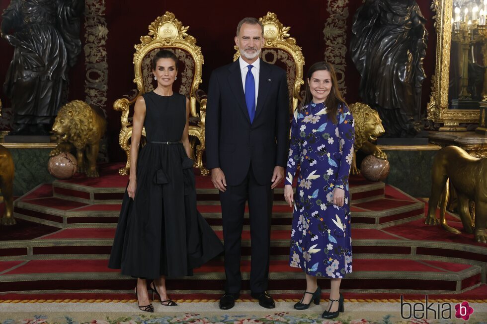 Los Reyes Felipe y Letizia y Katrín Jakobsdóttir en la cena por la Cumbre de la OTAN en Madrid