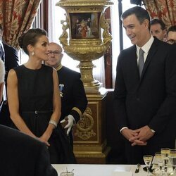 La Reina Letizia y Pedro Sánchez en la cena por la Cumbre de la OTAN en Madrid