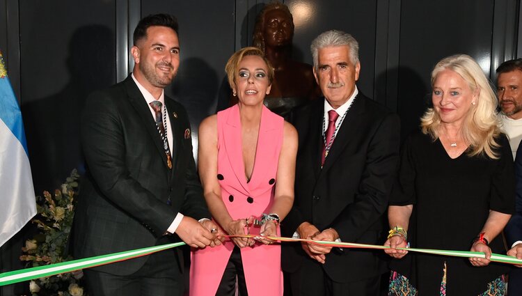 Rocío Carrasco inaugurando el museo Rocío Jurado en Chipiona