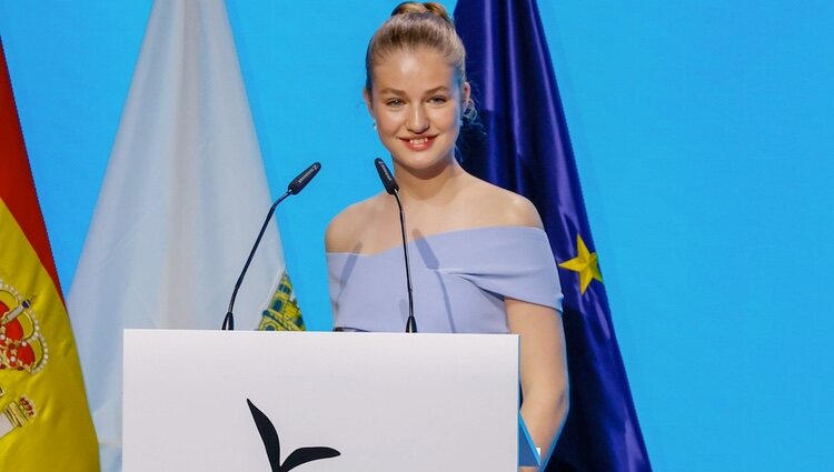 La Princesa Leonor sonríe durante su discurso en los Premios Princesa de Girona 2022