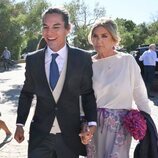 Julio José Iglesias y Susana Uribarri en la boda de Álvaro Castillejo y Cristina Fernández